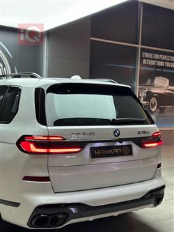 بی ئێم دەبڵیو X7